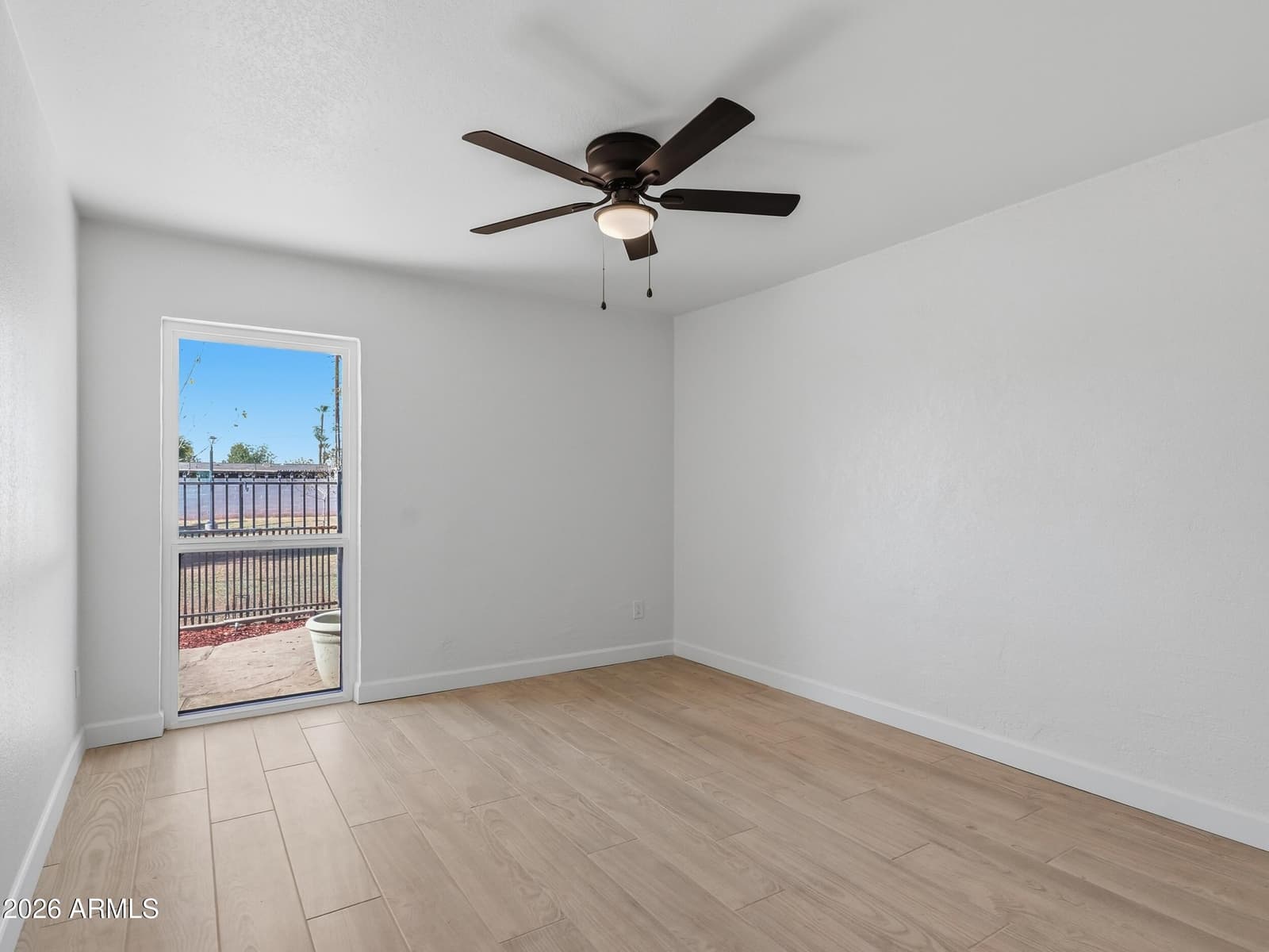 326 E HUNTINGTON Drive, Tempe, AZ 85282 — photo 18 of 25