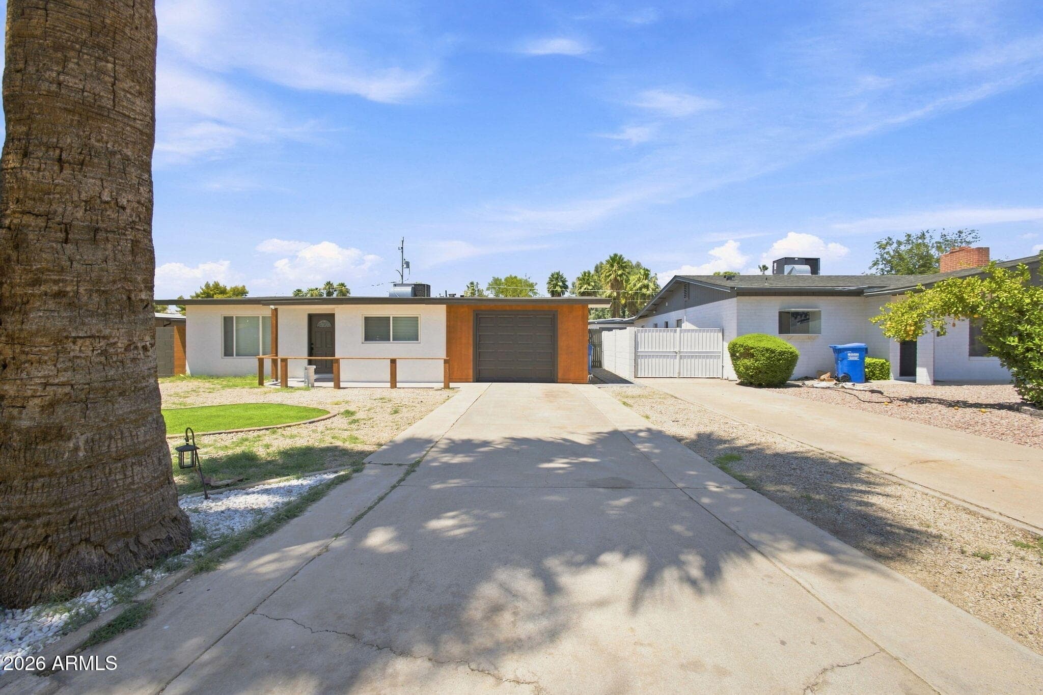 2232 E MITCHELL Drive, Phoenix, AZ 85016 — photo 4 of 35