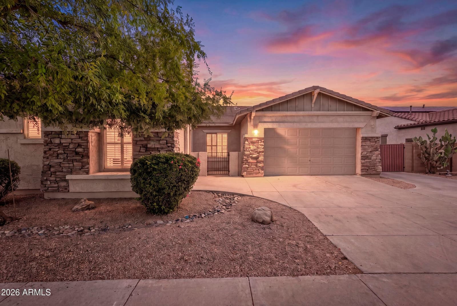 662 E Torrey Pines Place, Chandler, AZ 85249 — photo 2 of 71