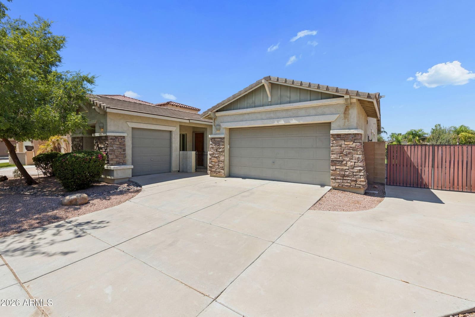 662 E Torrey Pines Place, Chandler, AZ 85249 — photo 5 of 71