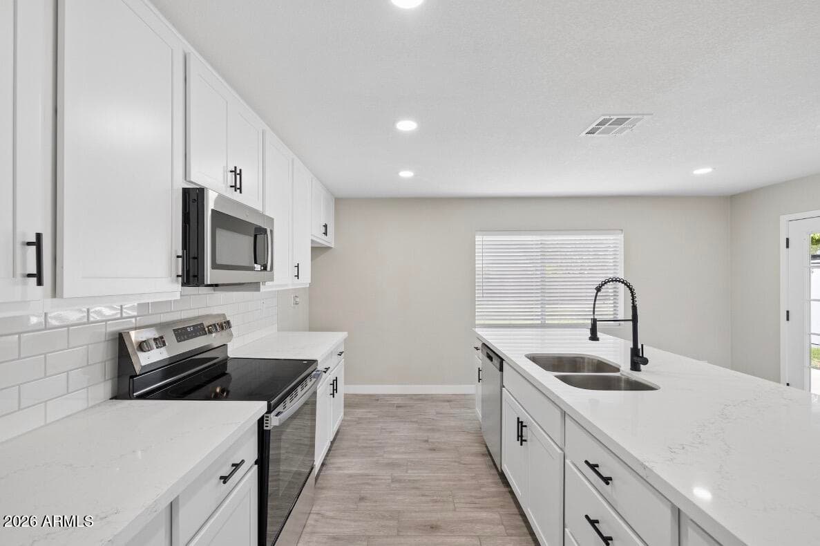 11810 S COCONINO Street, Phoenix, AZ 85044 — photo 15 of 32
