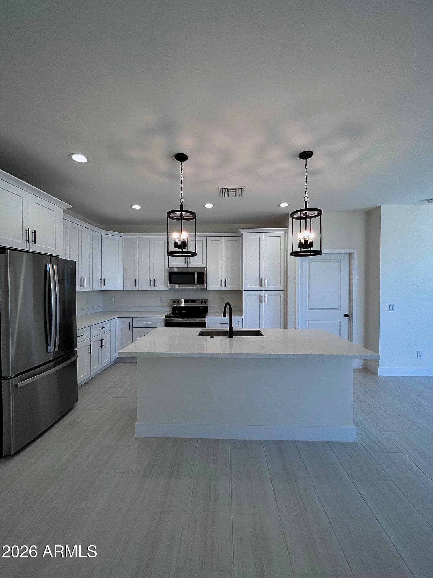 11778 W CABRILLO Drive, Arizona City, AZ 85123 — photo 5 of 44