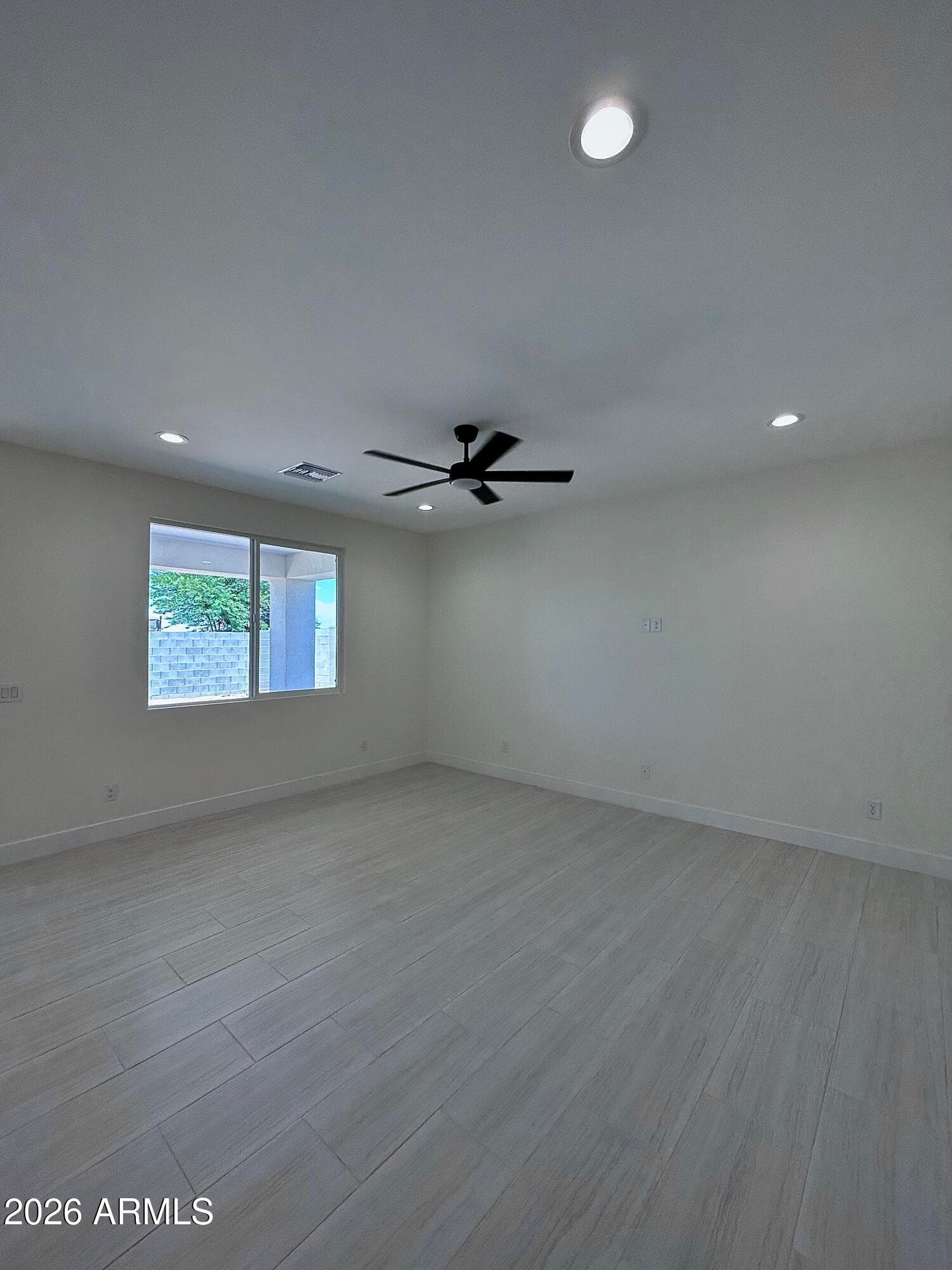 11778 W CABRILLO Drive, Arizona City, AZ 85123 — photo 11 of 44