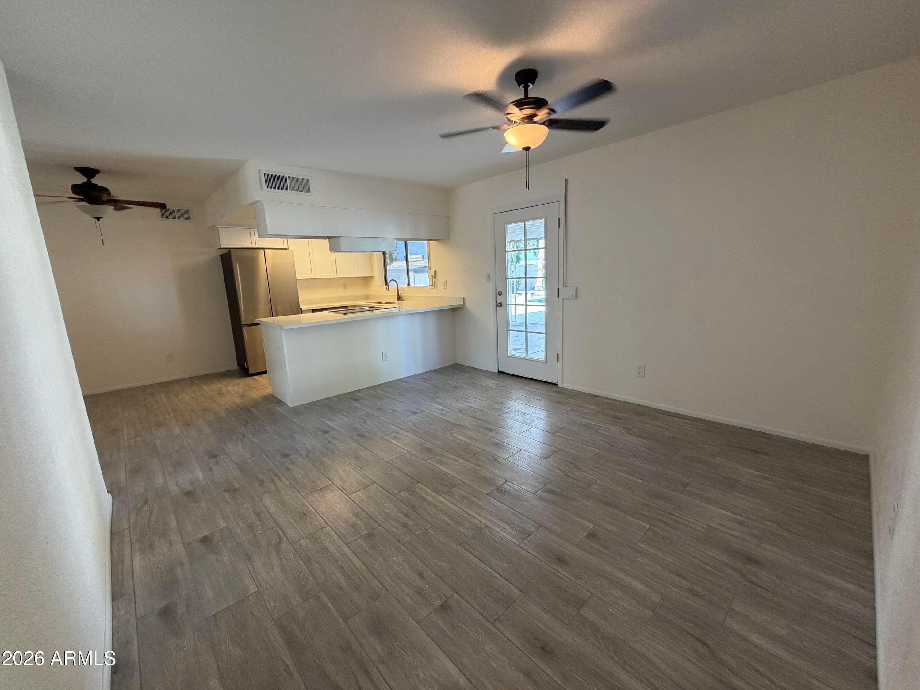 9203 N 63RD Drive, Glendale, AZ 85302 — photo 14 of 52