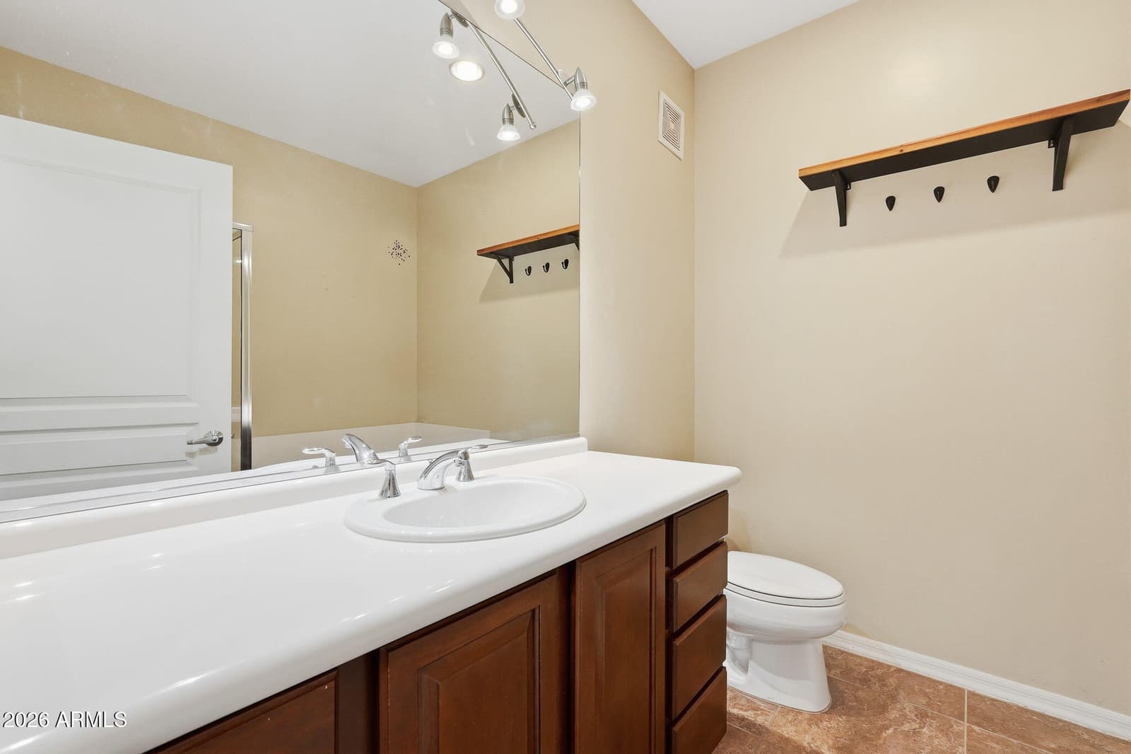 20660 N 40TH Street 2096, Phoenix, AZ 85050 — photo 21 of 24