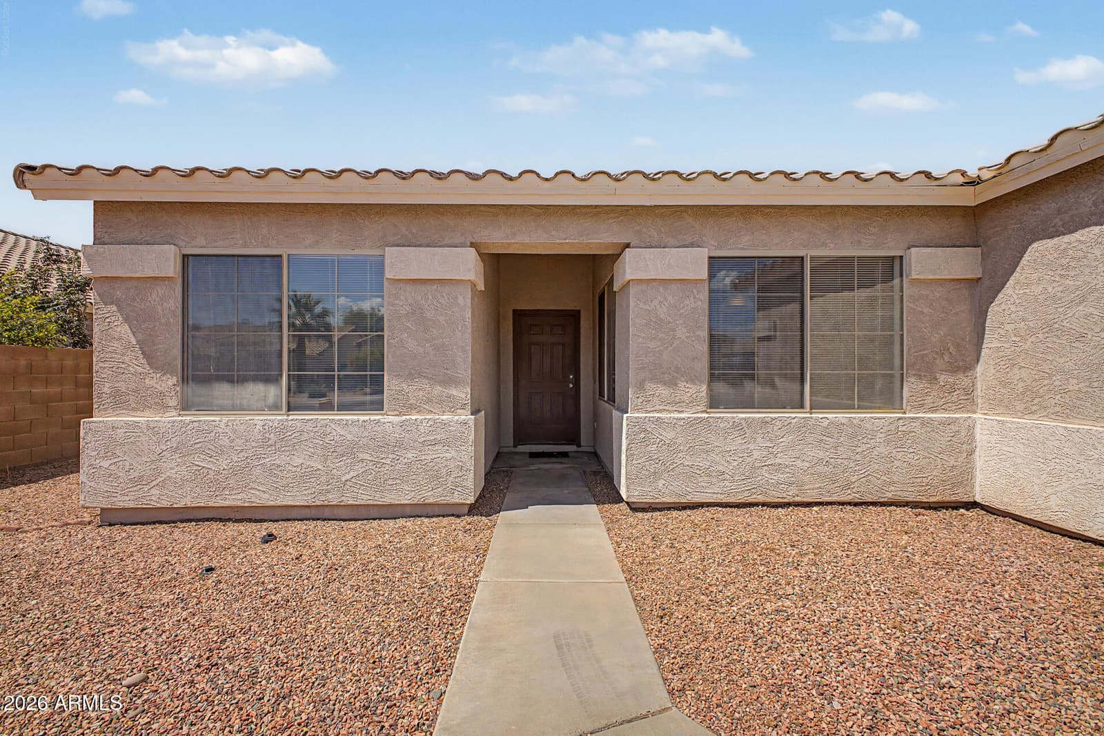 6546 W CORDES Road, Phoenix, AZ 85043 — photo 4 of 30