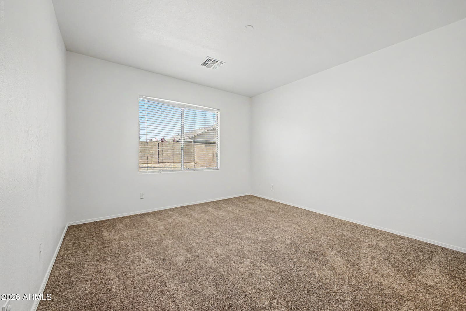 6546 W CORDES Road, Phoenix, AZ 85043 — photo 14 of 30