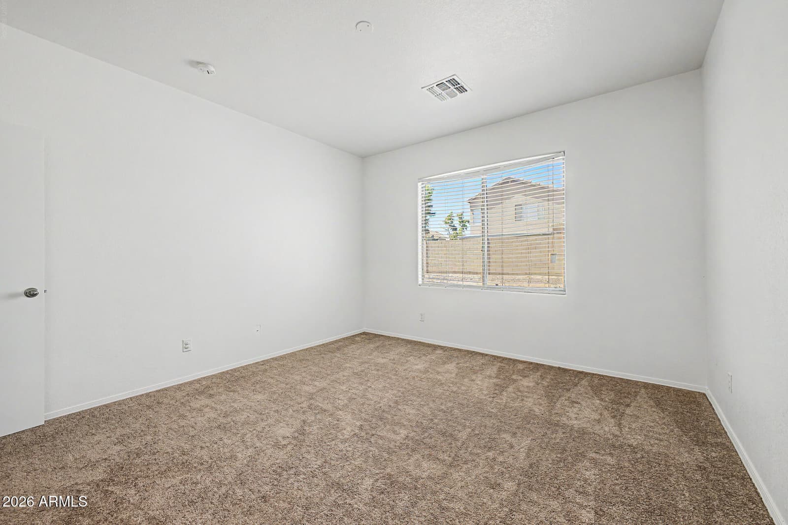 6546 W CORDES Road, Phoenix, AZ 85043 — photo 15 of 30