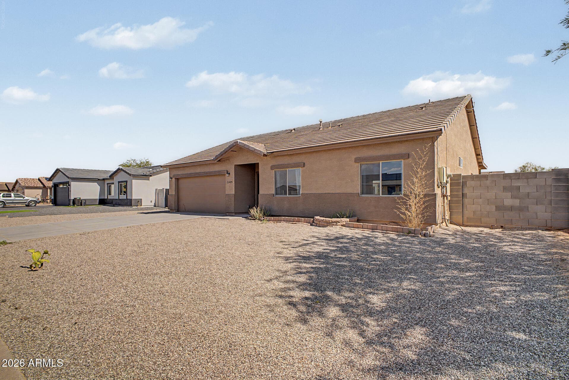 11429 W MADERO Drive, Arizona City, AZ 85123 — photo 3 of 31