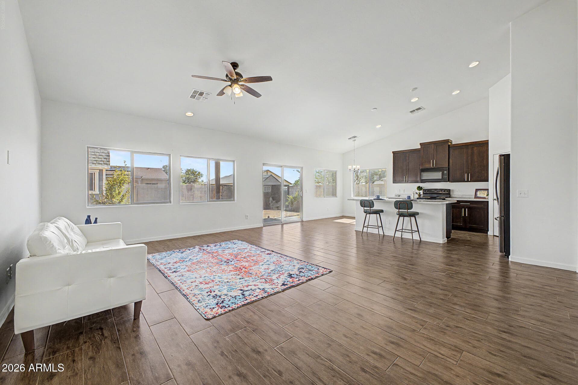 11429 W MADERO Drive, Arizona City, AZ 85123 — photo 9 of 31