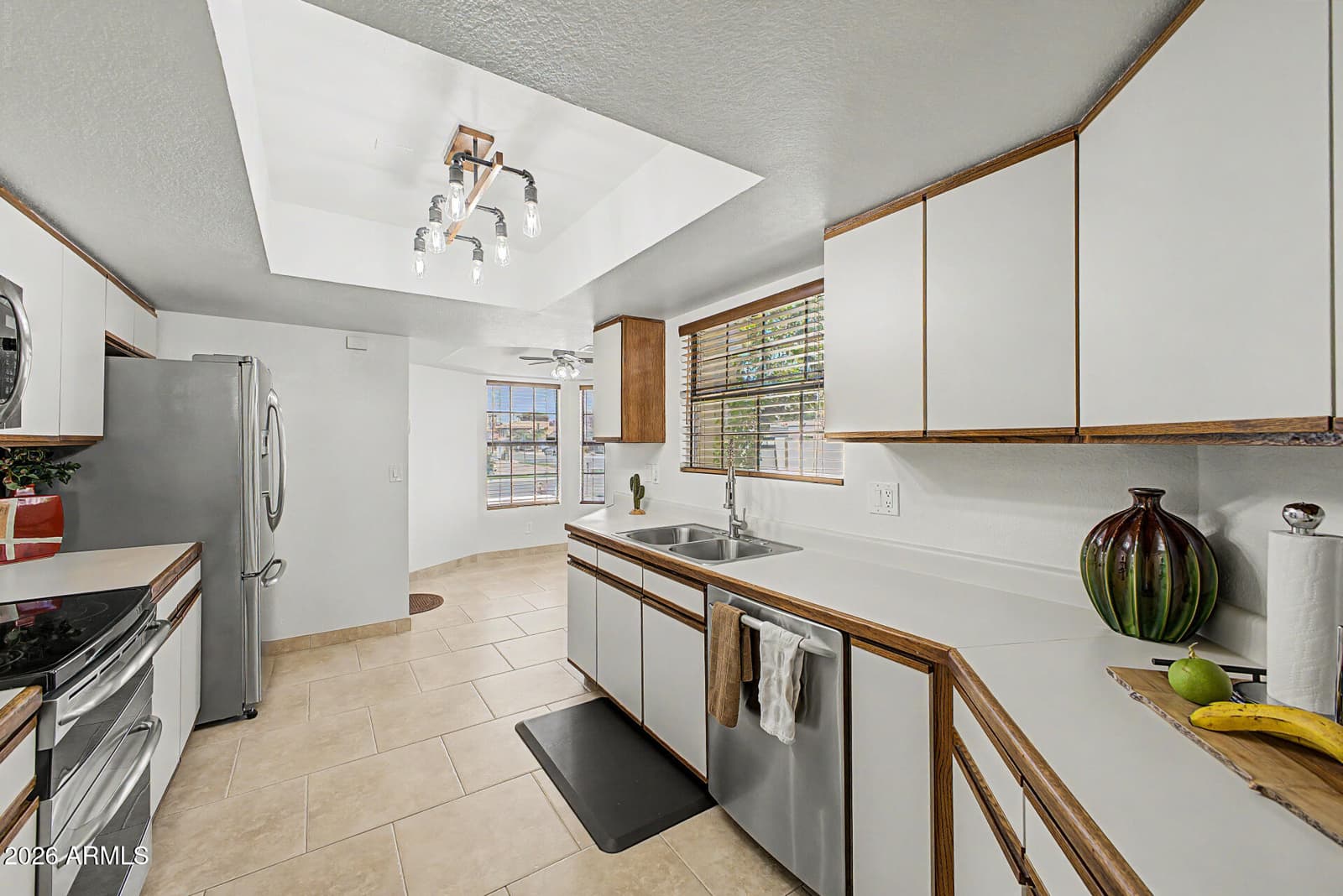 2162 E Loma Vista Drive, Tempe, AZ 85282 — photo 16 of 43