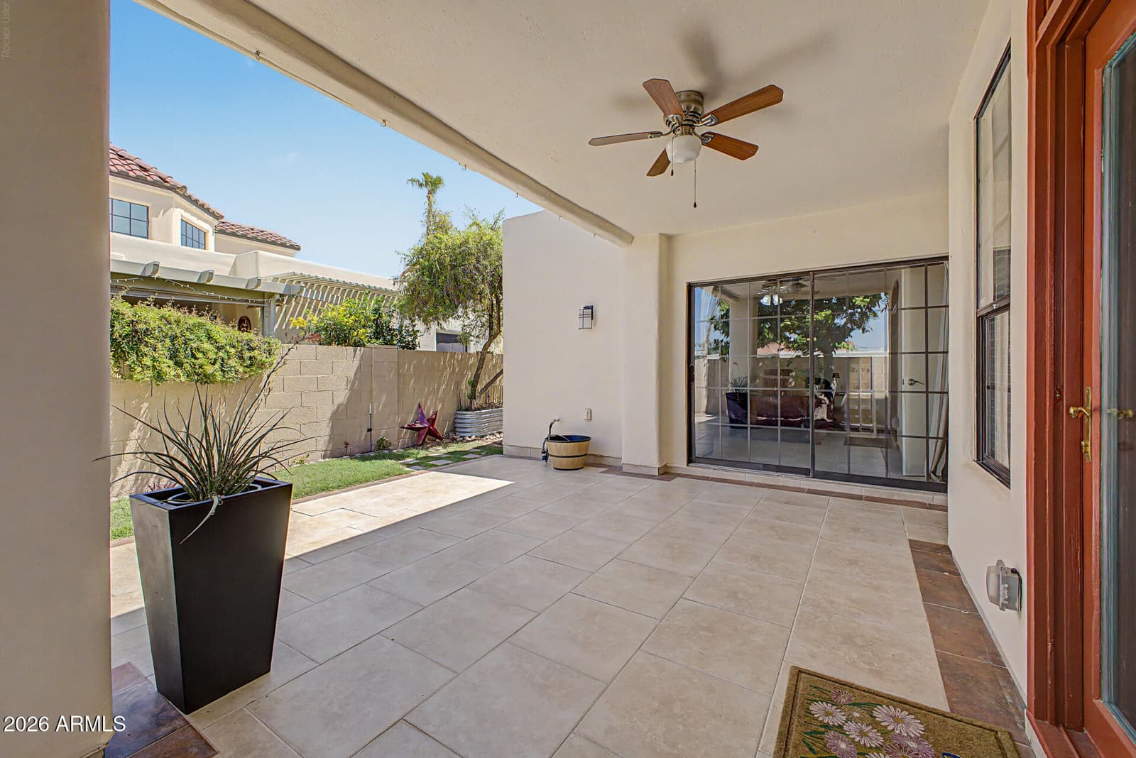 2162 E Loma Vista Drive, Tempe, AZ 85282 — photo 15 of 43