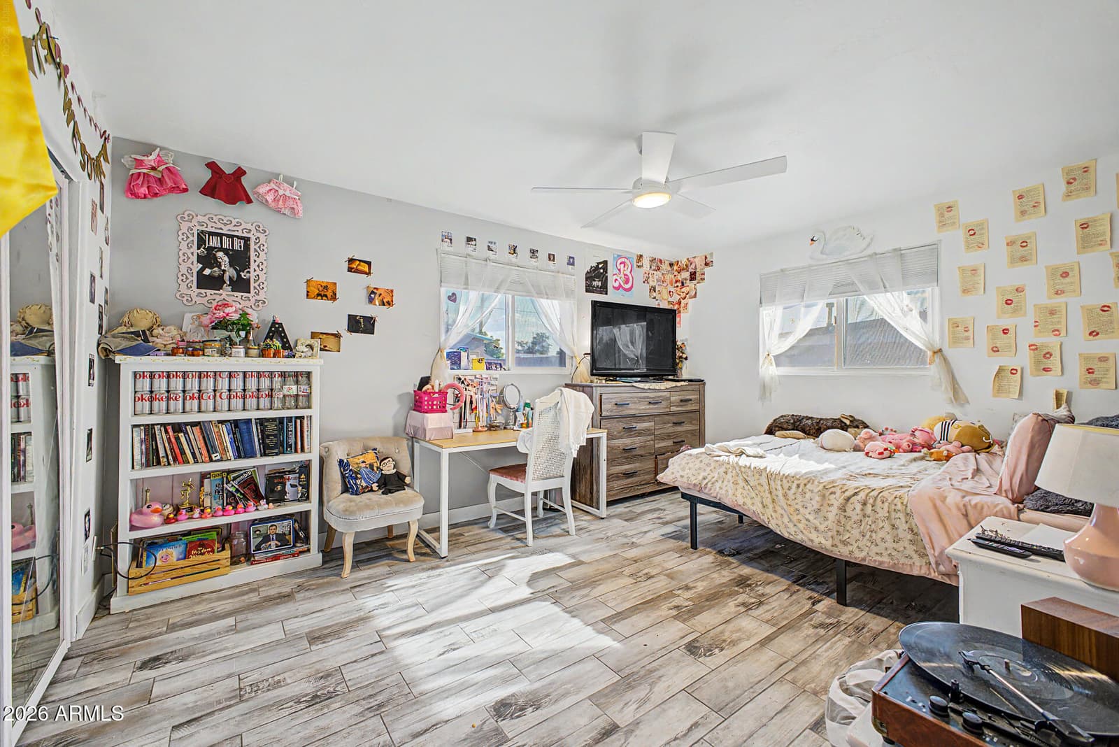 1001 E BELMONT Avenue, Phoenix, AZ 85020 — photo 19 of 46