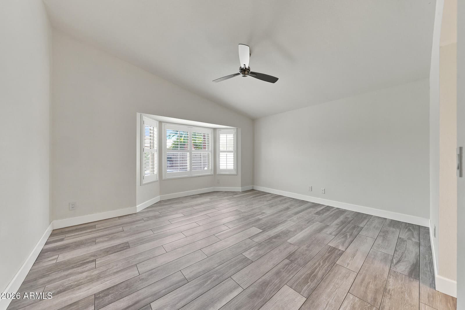5519 E GRANDVIEW Road, Scottsdale, AZ 85254 — photo 25 of 59