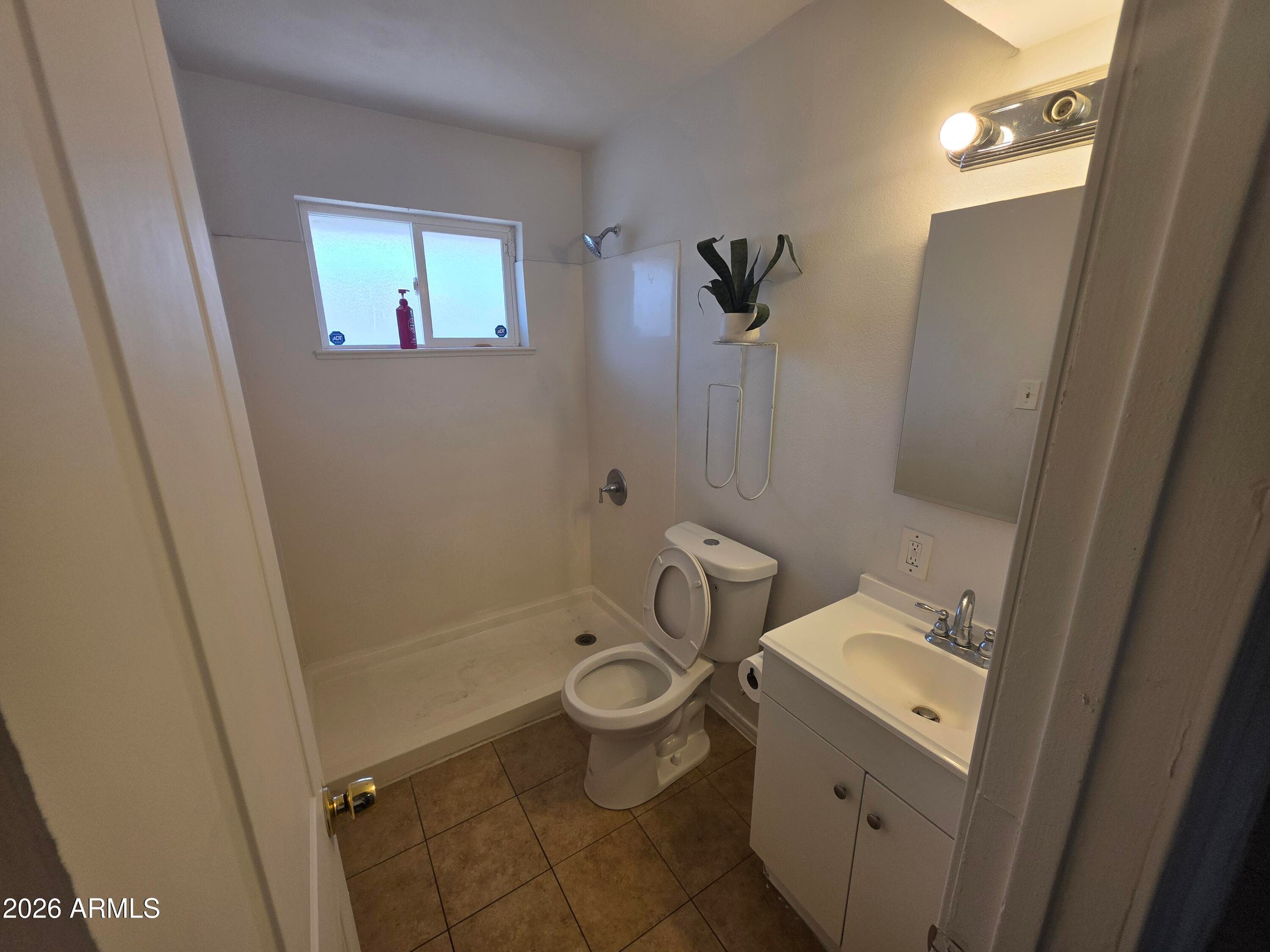5841 W MACKENZIE Drive, Phoenix, AZ 85031 — photo 18 of 29