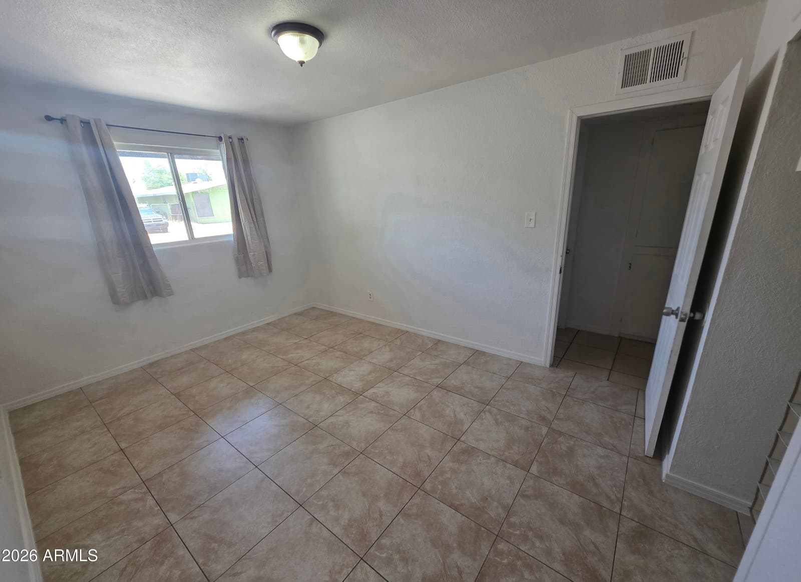 5841 W MACKENZIE Drive, Phoenix, AZ 85031 — photo 17 of 29