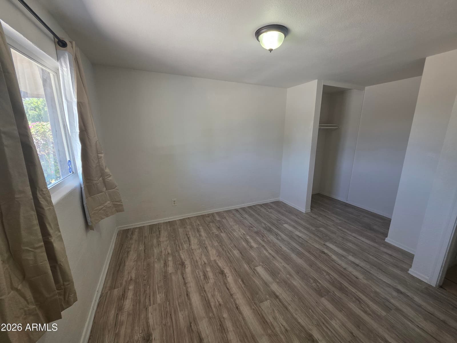 5841 W MACKENZIE Drive, Phoenix, AZ 85031 — photo 19 of 29