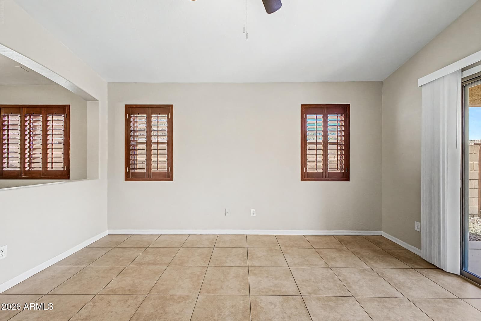 11143 W MARIPOSA Drive, Phoenix, AZ 85037 — photo 8 of 34