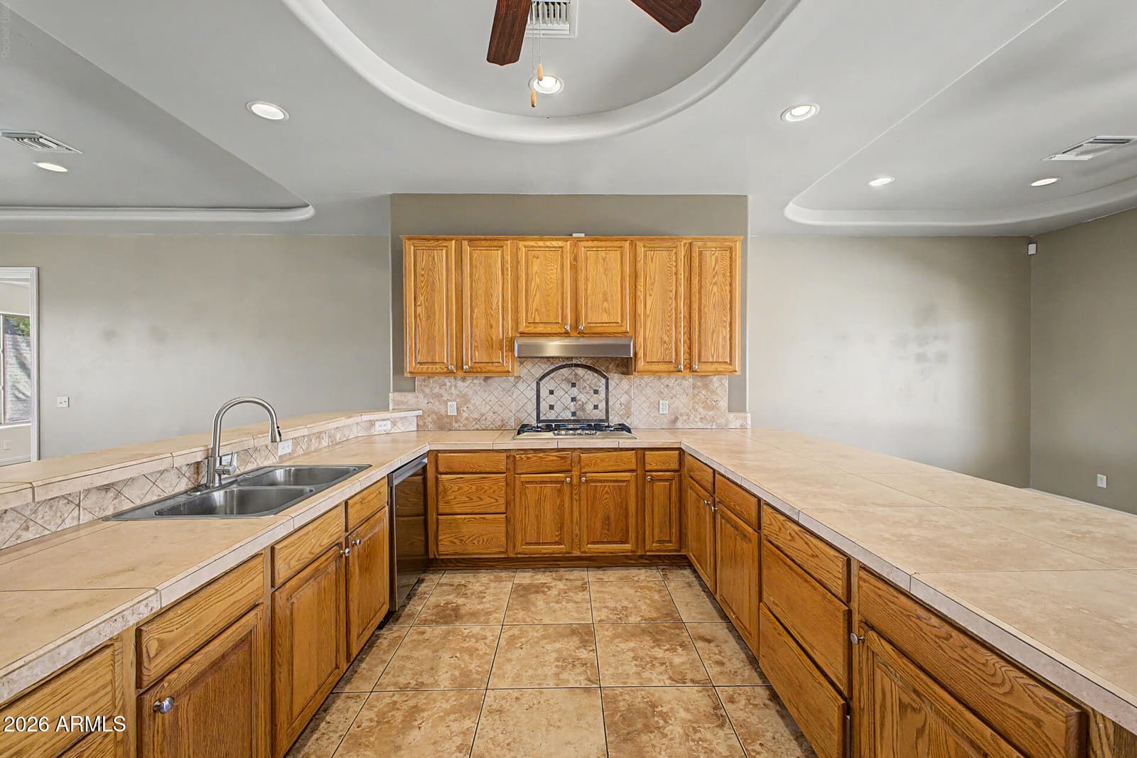 4550 E PRINCESS Drive, Mesa, AZ 85205 — photo 8 of 42