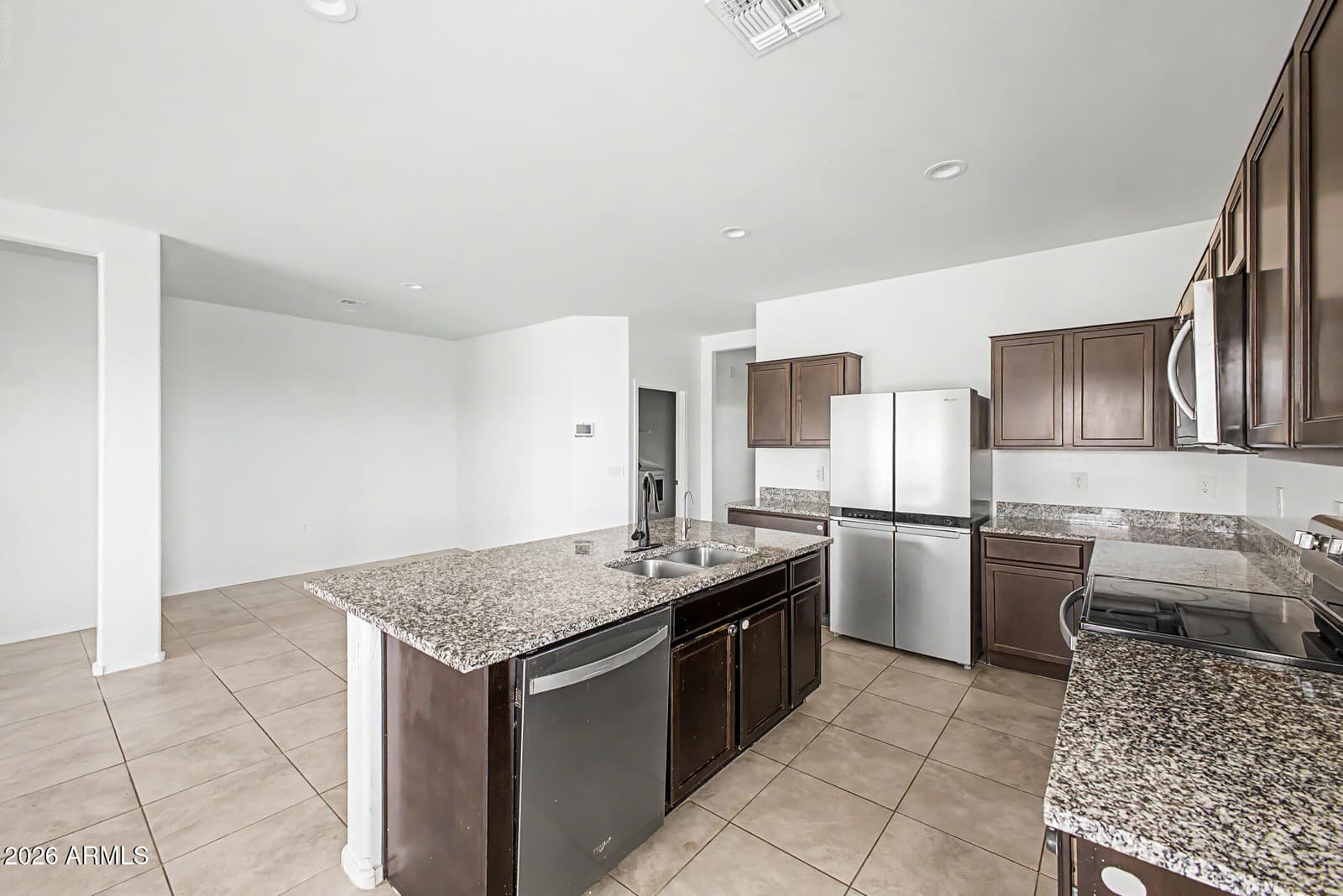 1896 W CENTRAL Avenue, Coolidge, AZ 85128 — photo 9 of 27