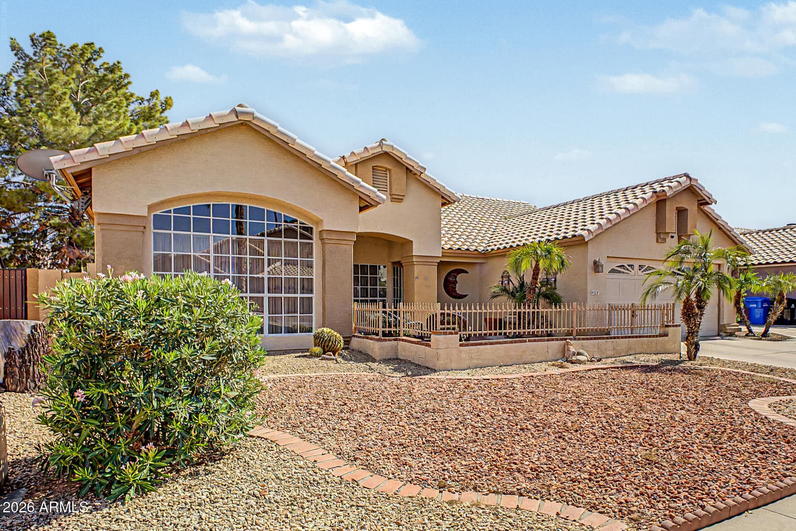 4327 W CHAMA Drive, Glendale, AZ 85310 — photo 3 of 32