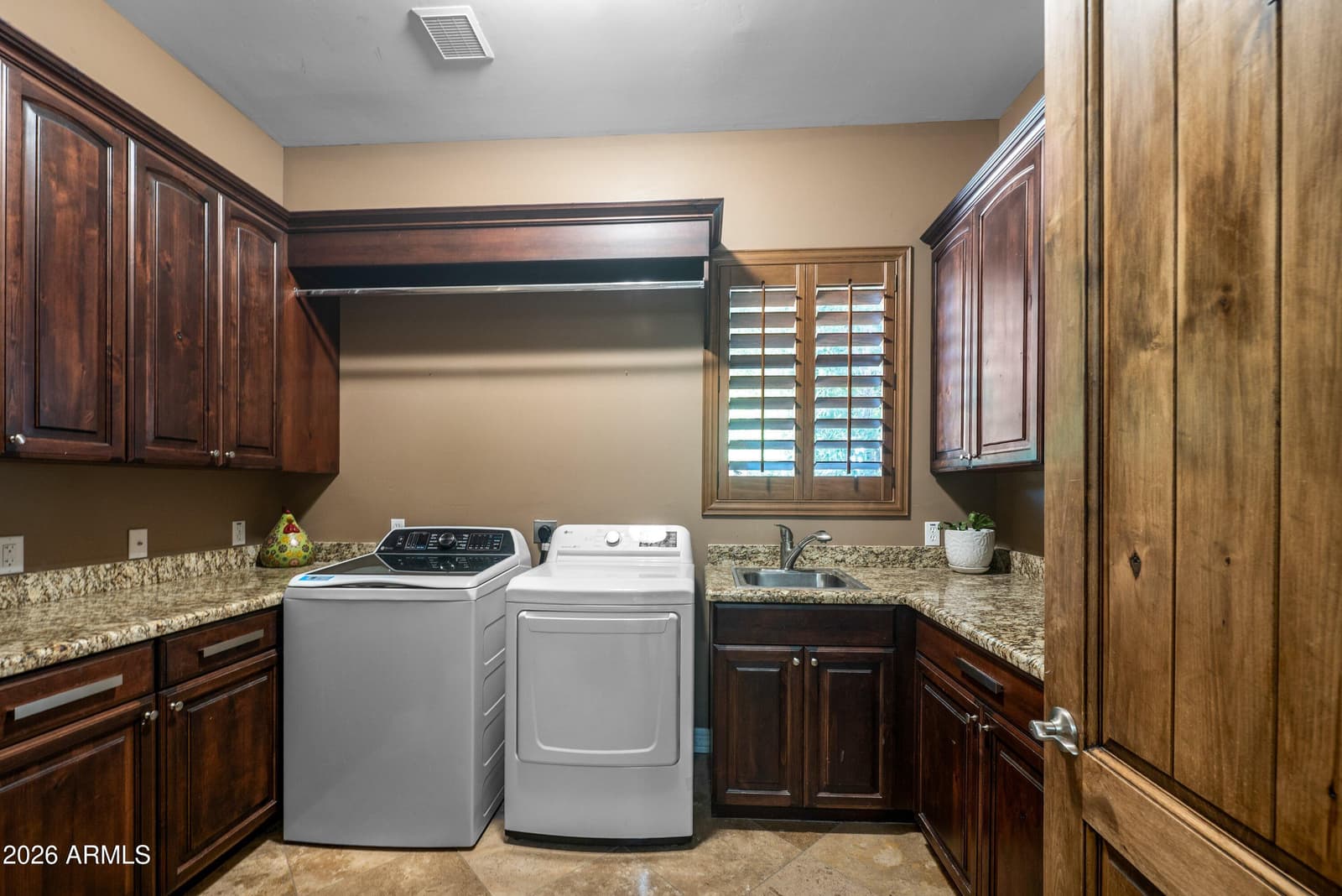 3034 E PORTOLA VALLEY Drive, Gilbert, AZ 85297 — photo 39 of 76
