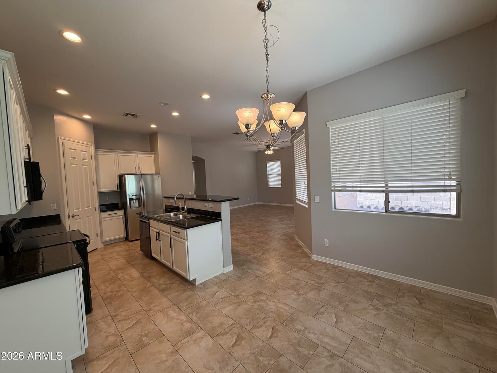 2417 E Iris Drive, Chandler, AZ 85286 — photo 8 of 40
