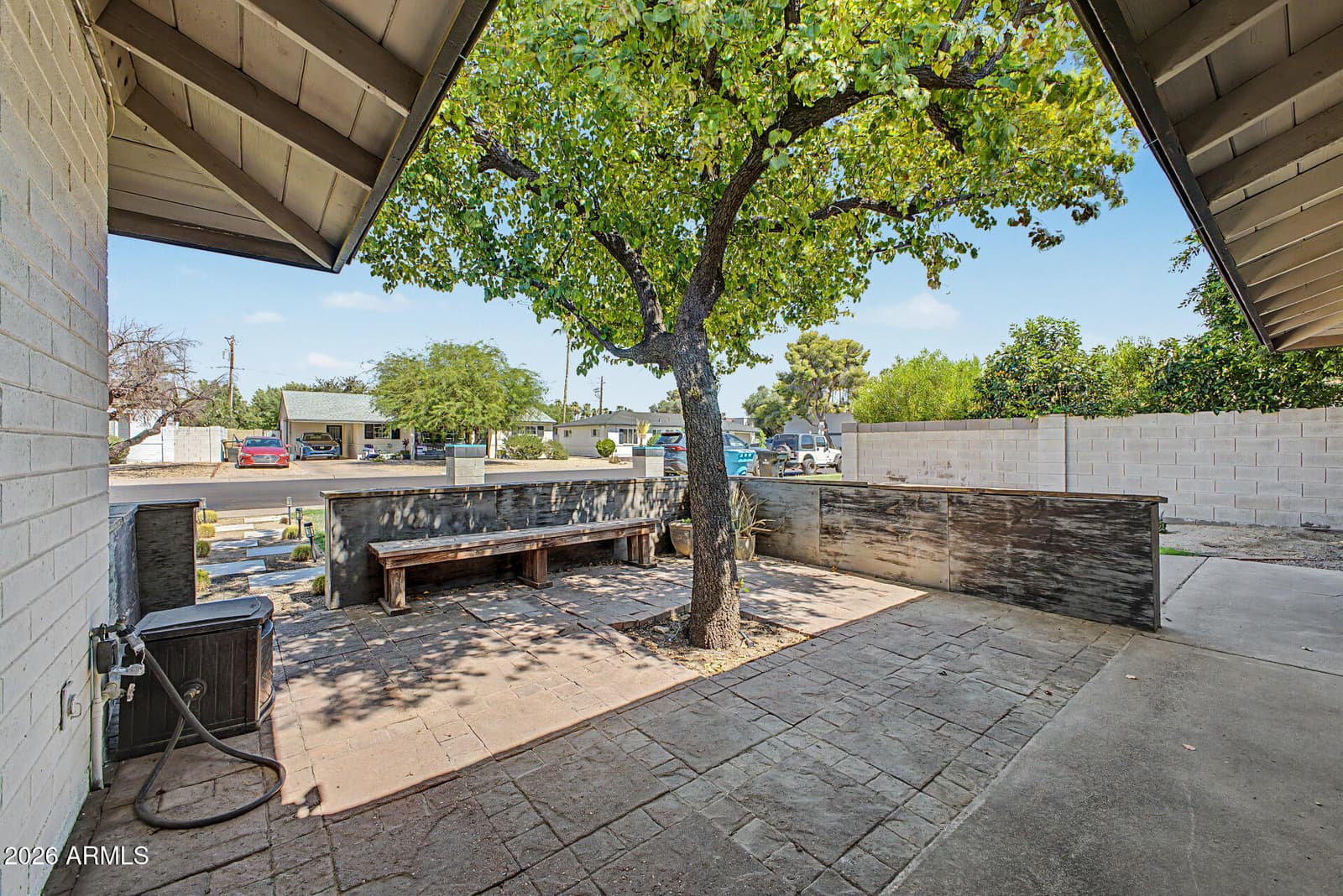 5208 N 11TH Avenue, Phoenix, AZ 85013 — photo 4 of 25