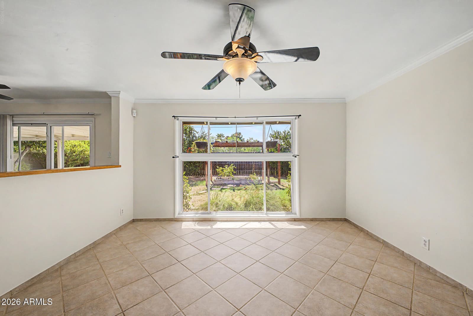 5208 N 11TH Avenue, Phoenix, AZ 85013 — photo 7 of 25