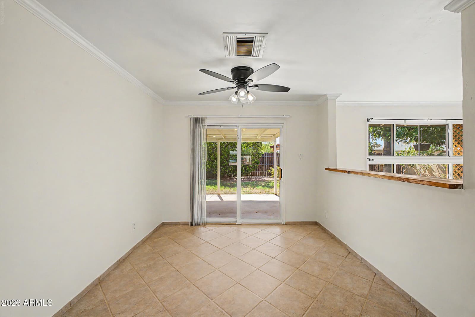 5208 N 11TH Avenue, Phoenix, AZ 85013 — photo 8 of 25
