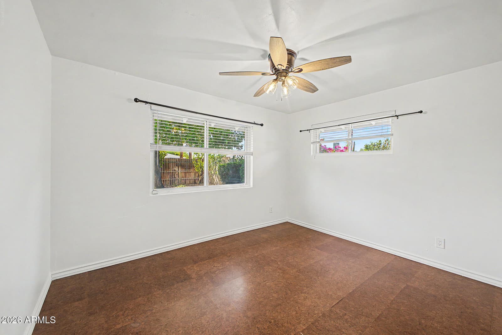 5208 N 11TH Avenue, Phoenix, AZ 85013 — photo 13 of 25