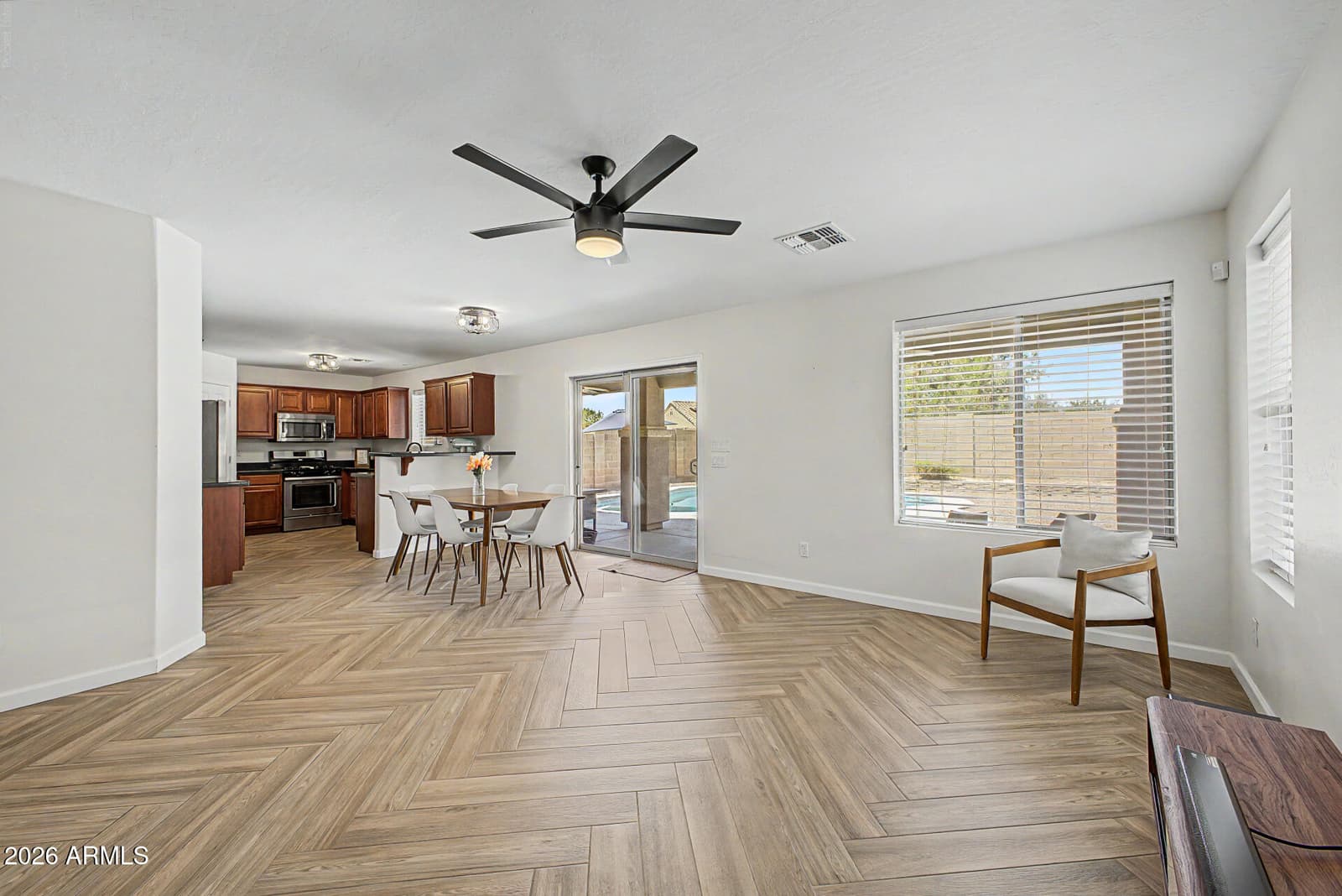 6026 S CLOVERDALE Lane, Gilbert, AZ 85298 — photo 2 of 38
