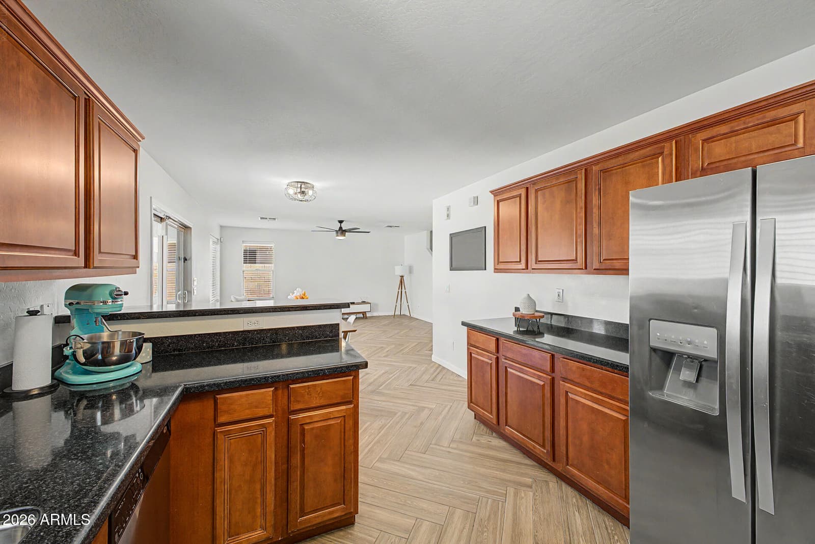6026 S CLOVERDALE Lane, Gilbert, AZ 85298 — photo 15 of 38