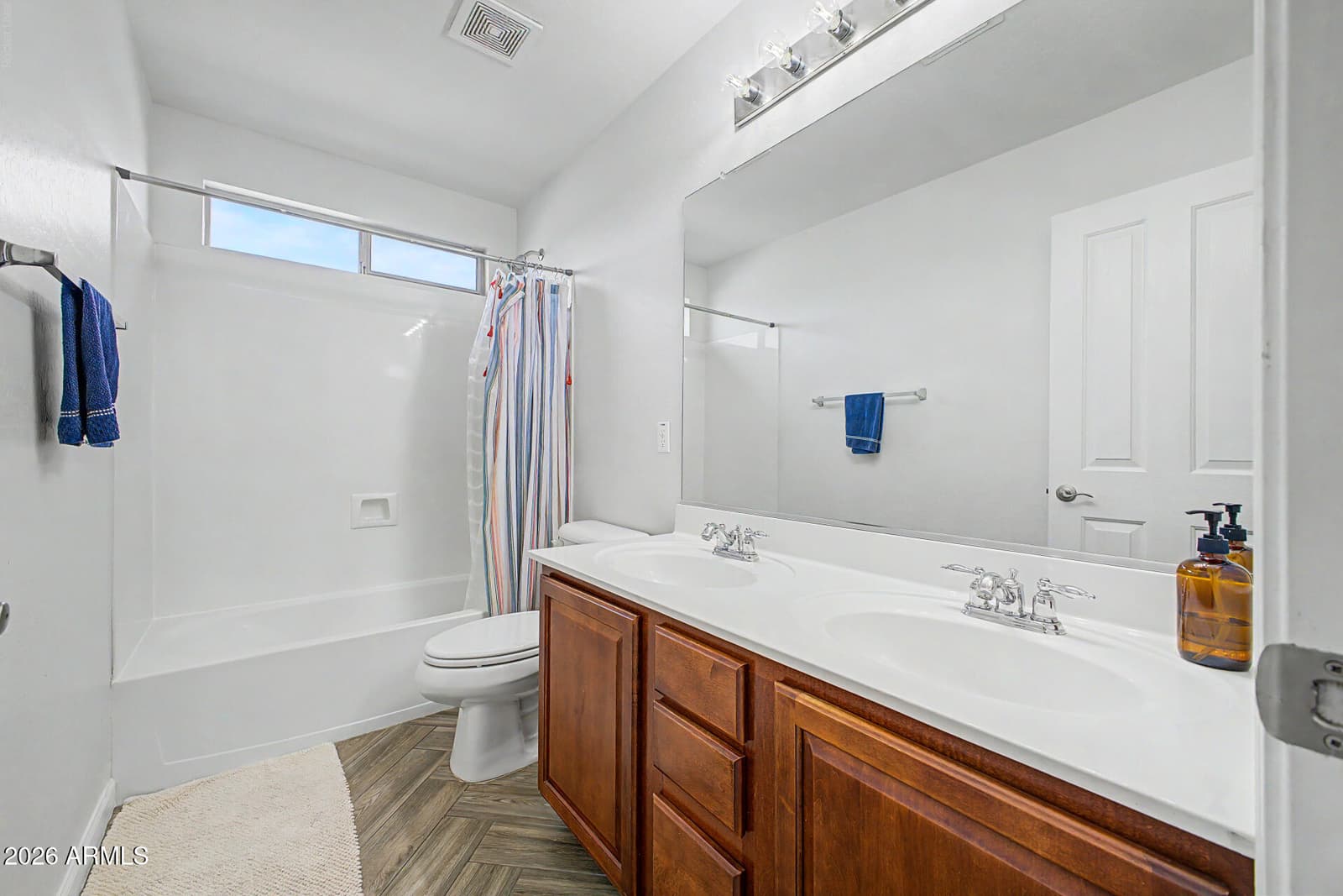 6026 S CLOVERDALE Lane, Gilbert, AZ 85298 — photo 26 of 38