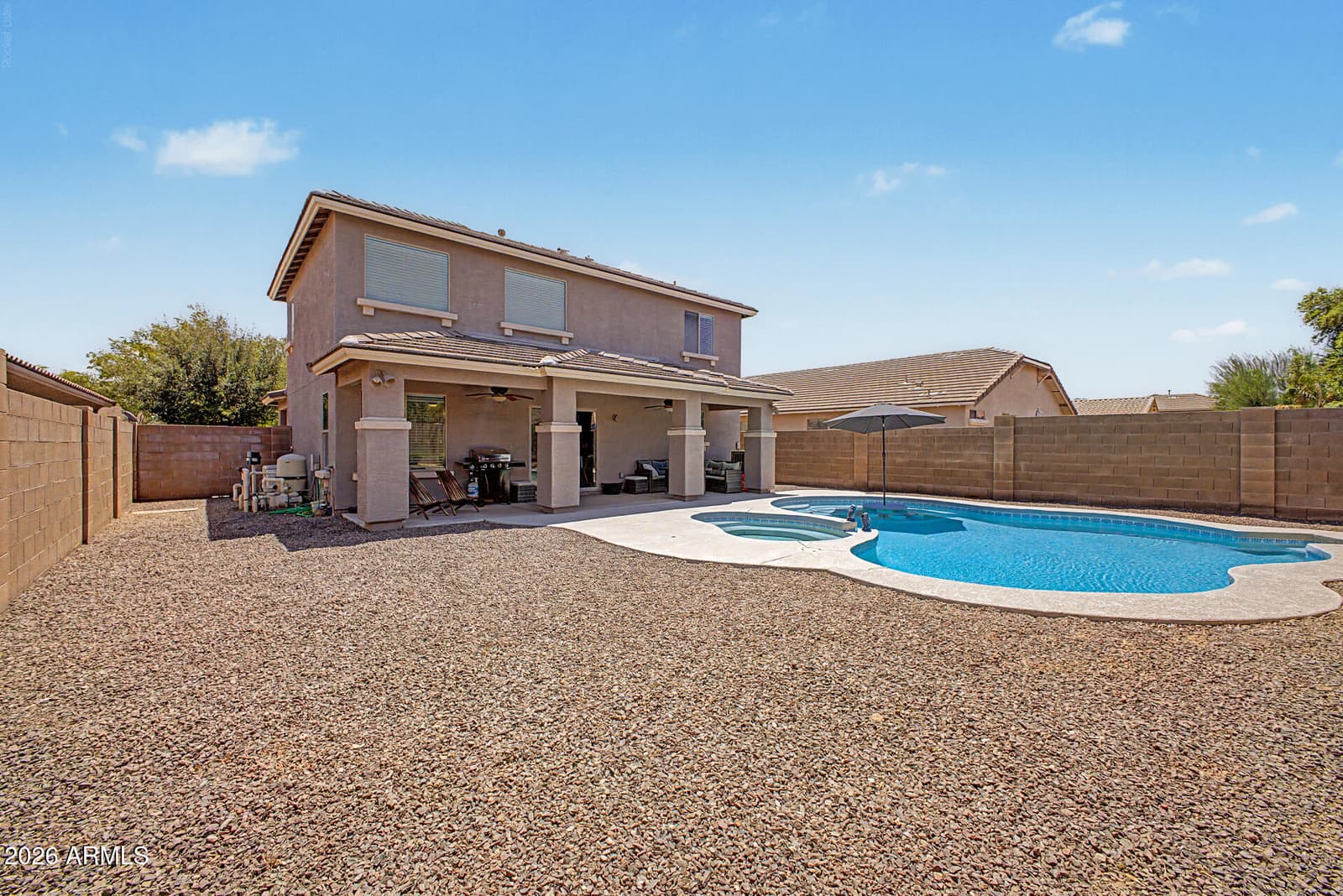 6026 S CLOVERDALE Lane, Gilbert, AZ 85298 — photo 5 of 38