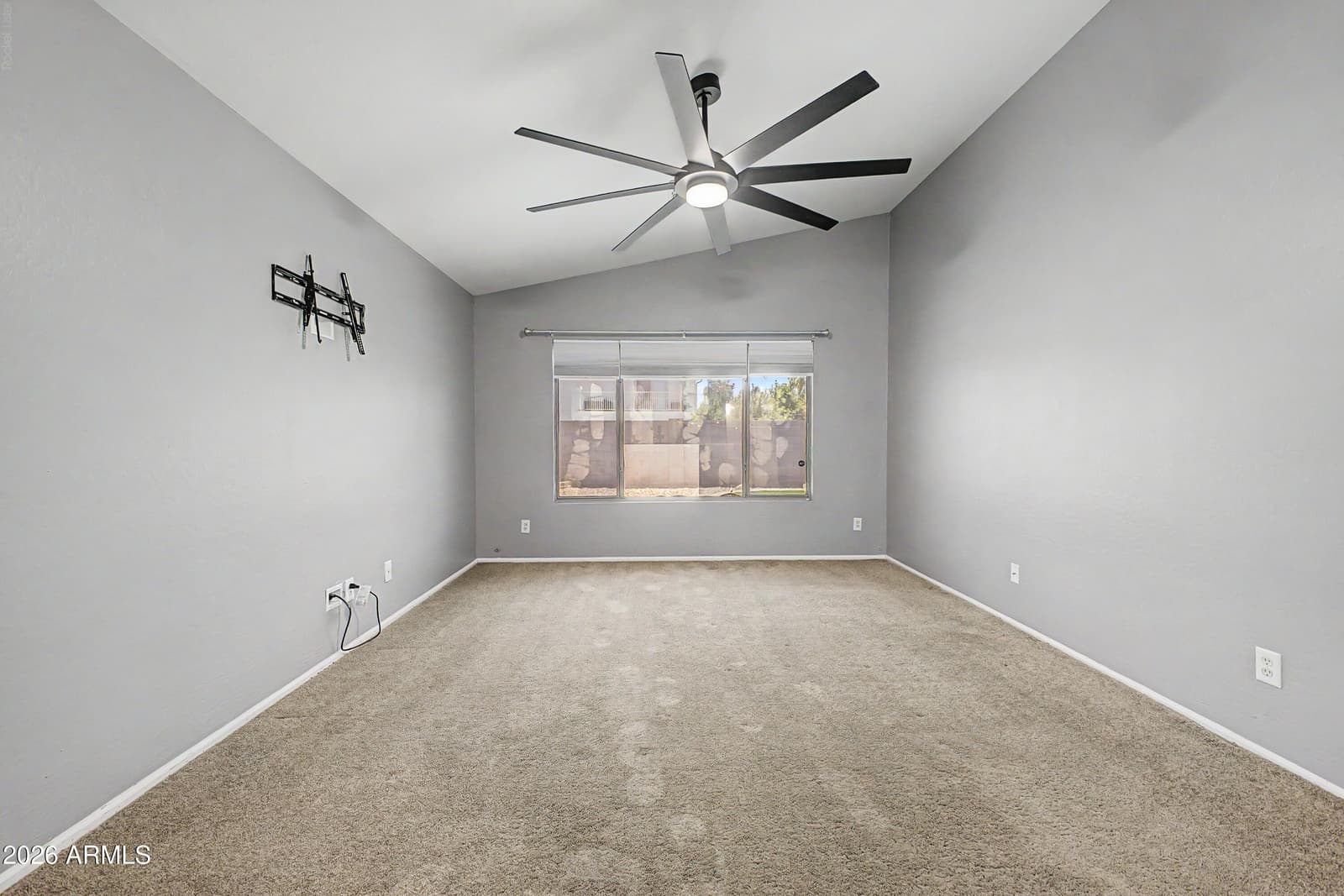 13201 W MAUNA LOA Lane, Surprise, AZ 85379 — photo 7 of 11