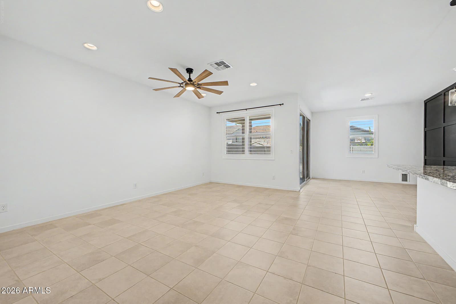 6842 W BETH Drive, Laveen, AZ 85339 — photo 10 of 45