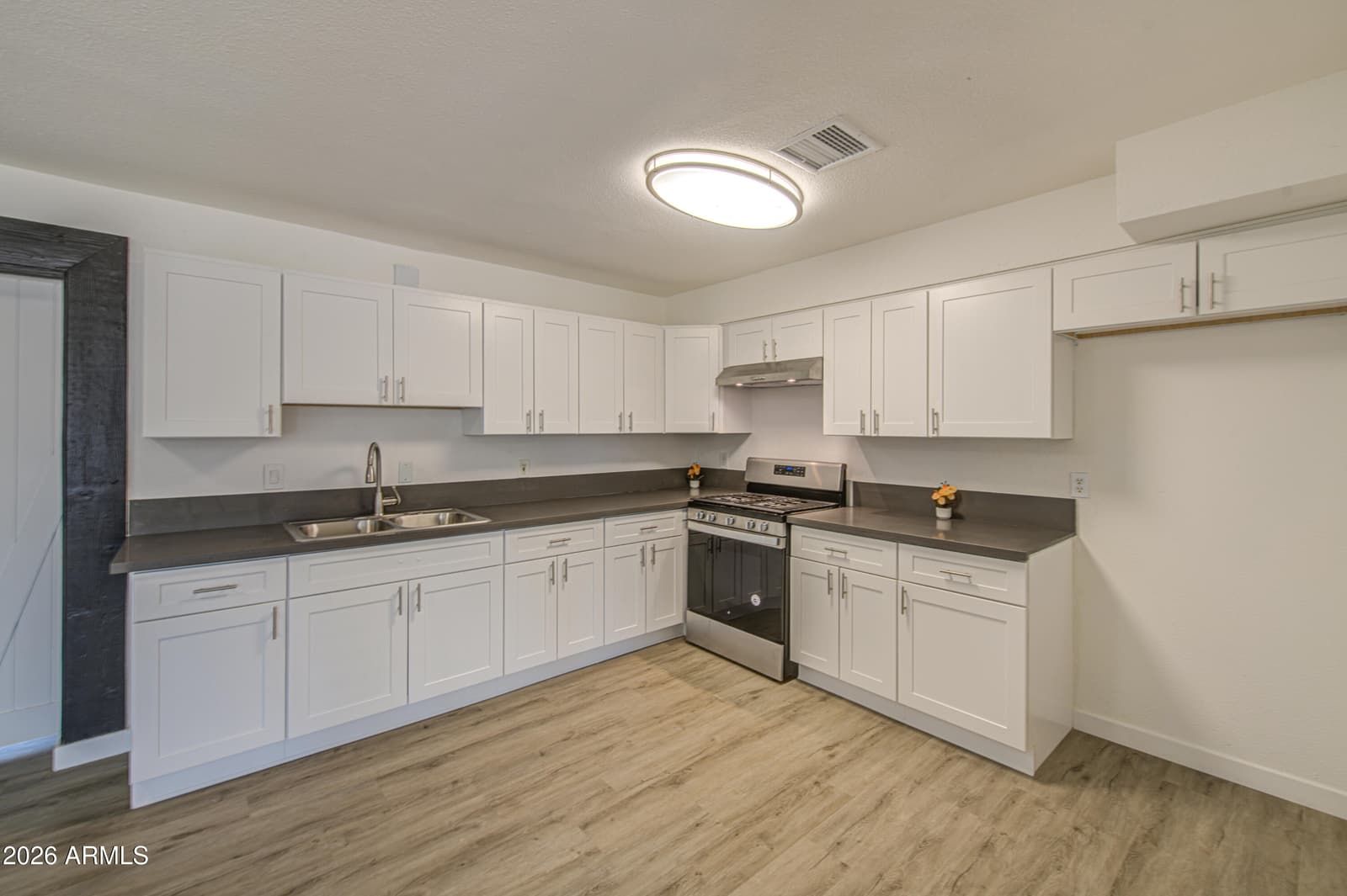 4832 W HUBBELL Street, Phoenix, AZ 85035 — photo 13 of 50