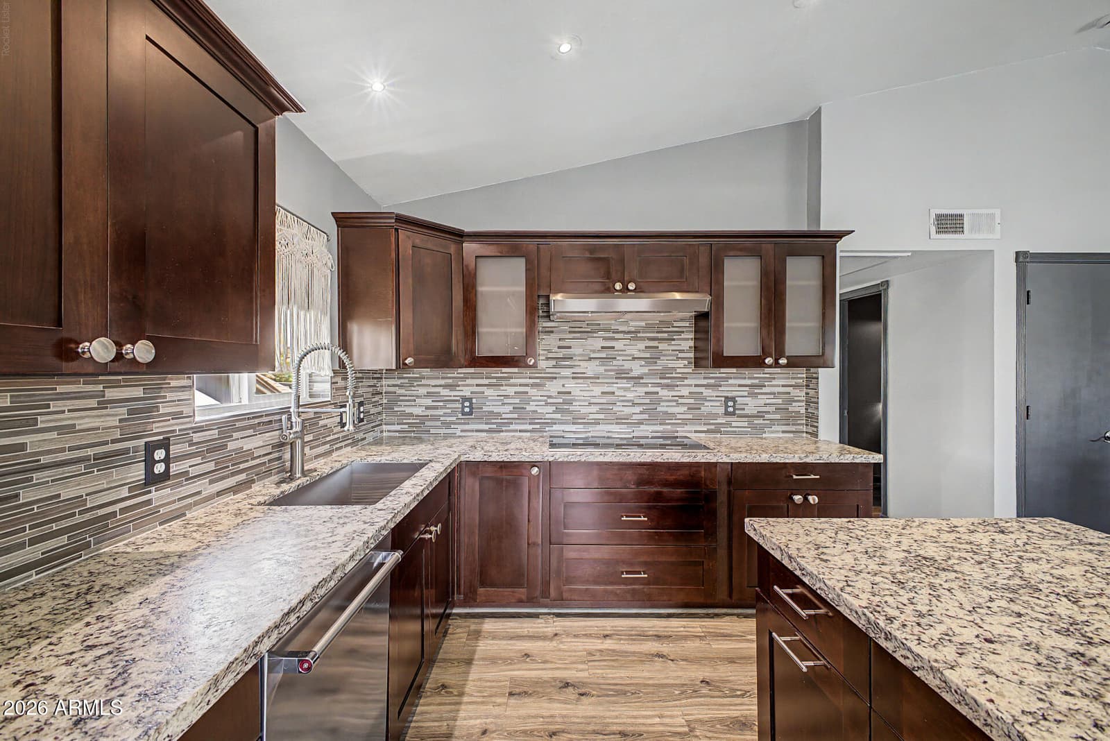 6104 E INGRAM Street, Mesa, AZ 85205 — photo 13 of 51