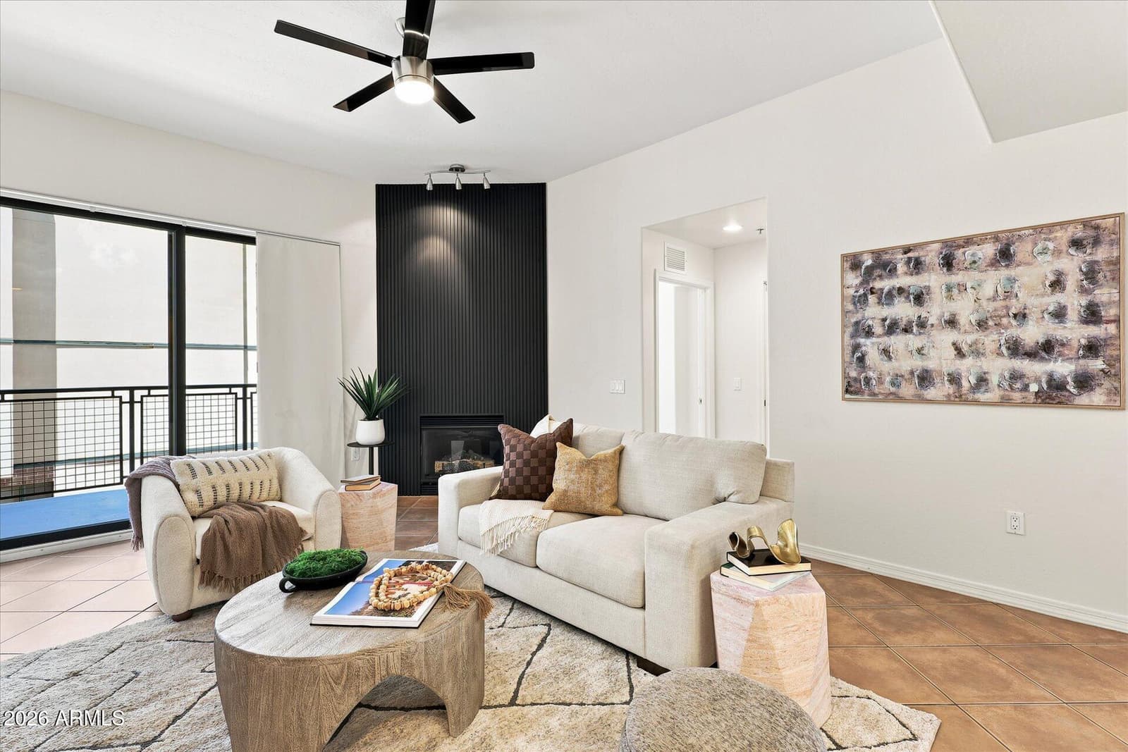 2302 N CENTRAL Avenue 313, Phoenix, AZ 85004