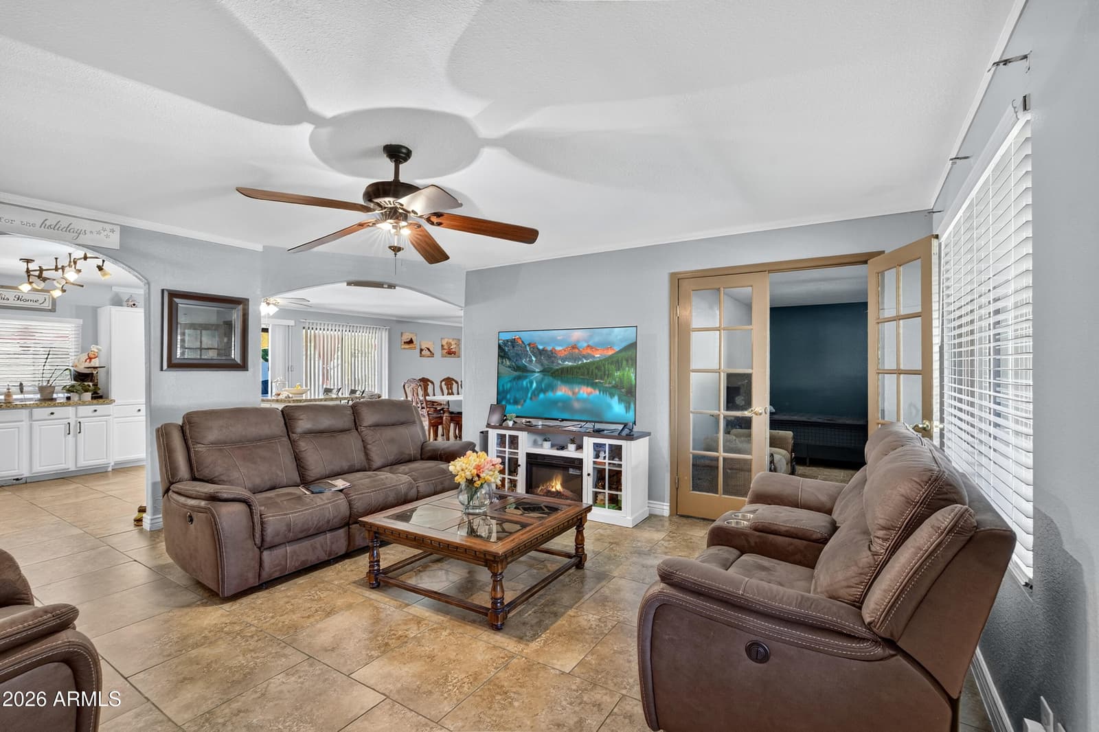4832 N 63RD Drive, Phoenix, AZ 85033 — photo 8 of 46