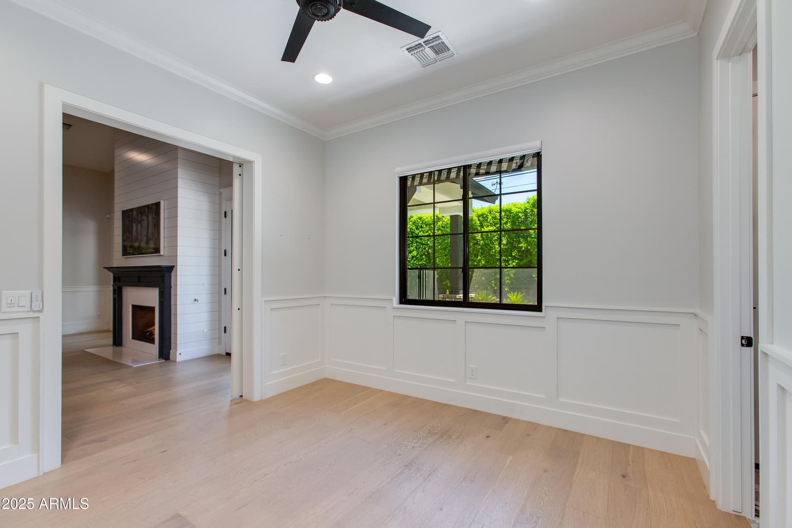 3802 E HIGHLAND Avenue, Phoenix, AZ 85018 — photo 12 of 34