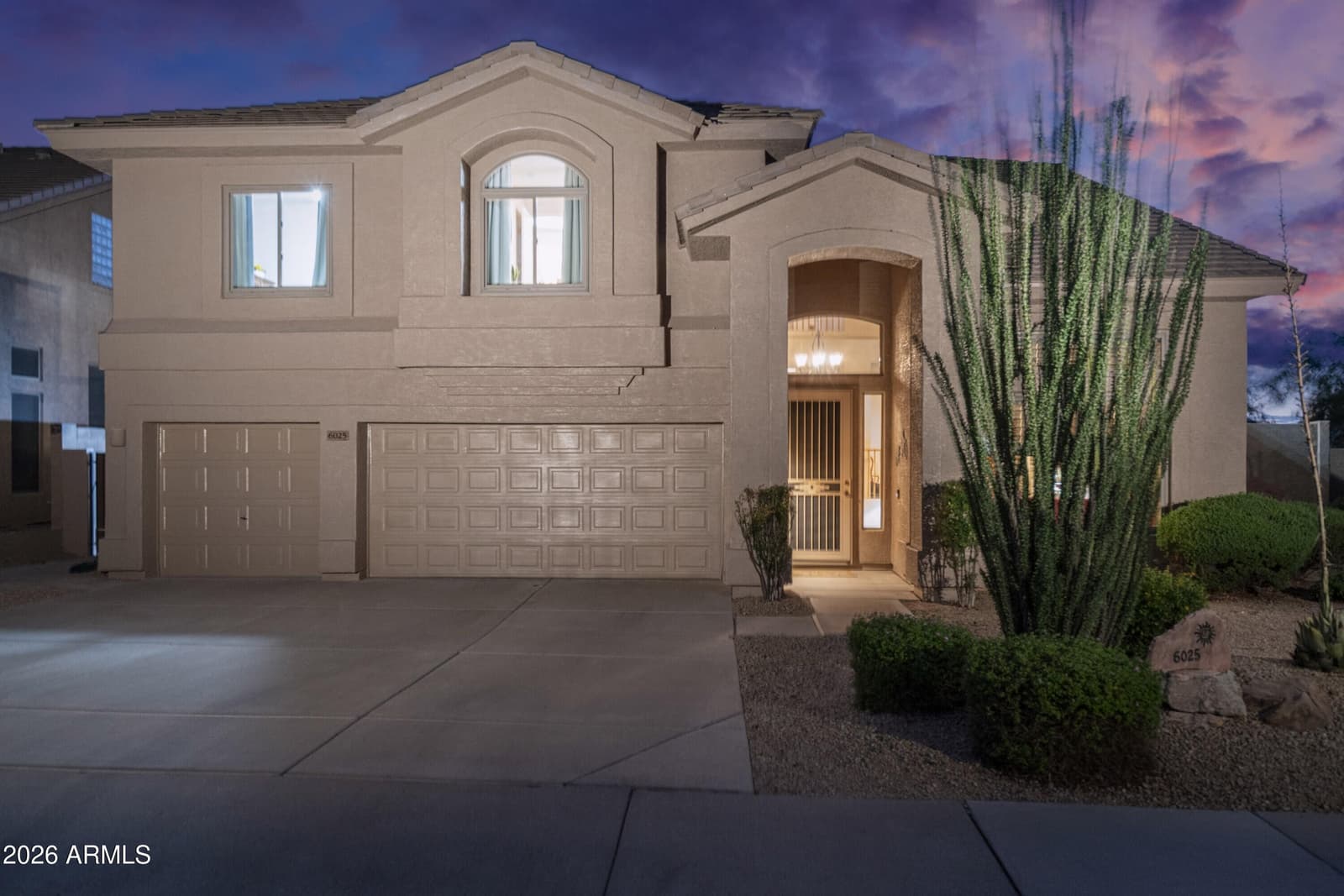 6025 E SMOKEHOUSE Trail, Scottsdale, AZ 85266 — photo 4 of 55