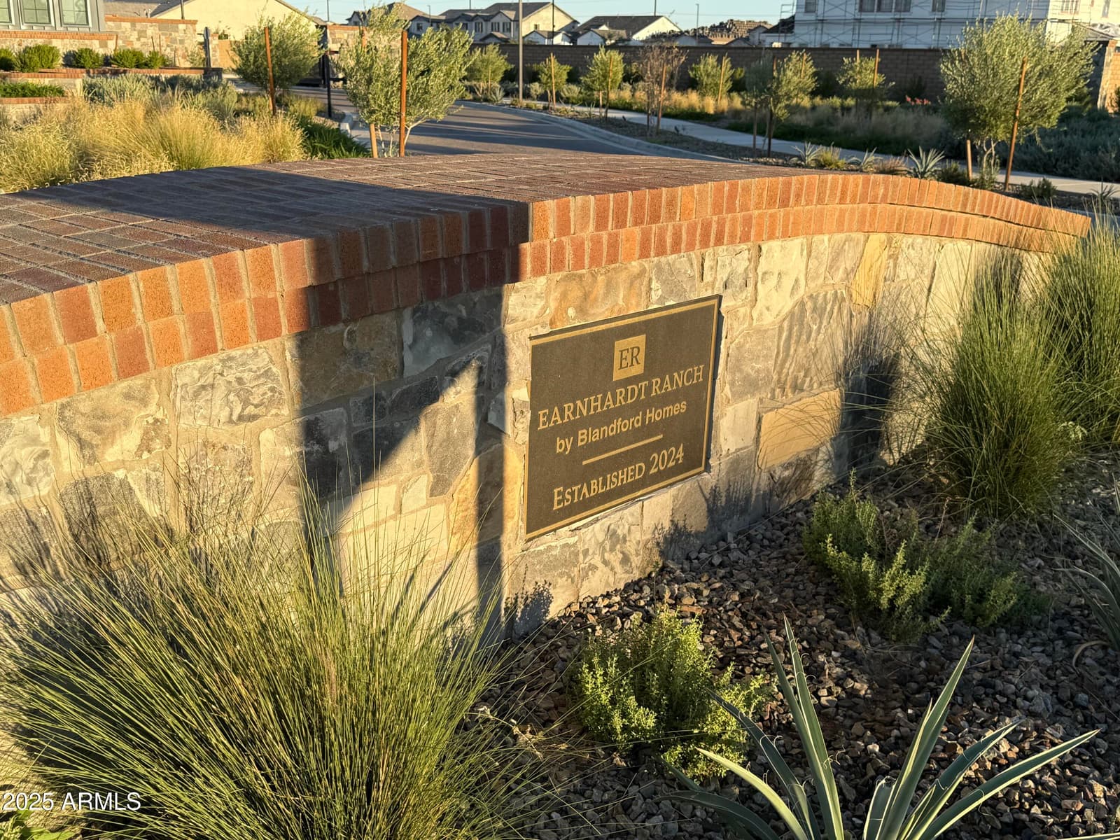 1093 E PALM BEACH Drive, Chandler, AZ 85249 — photo 4 of 31