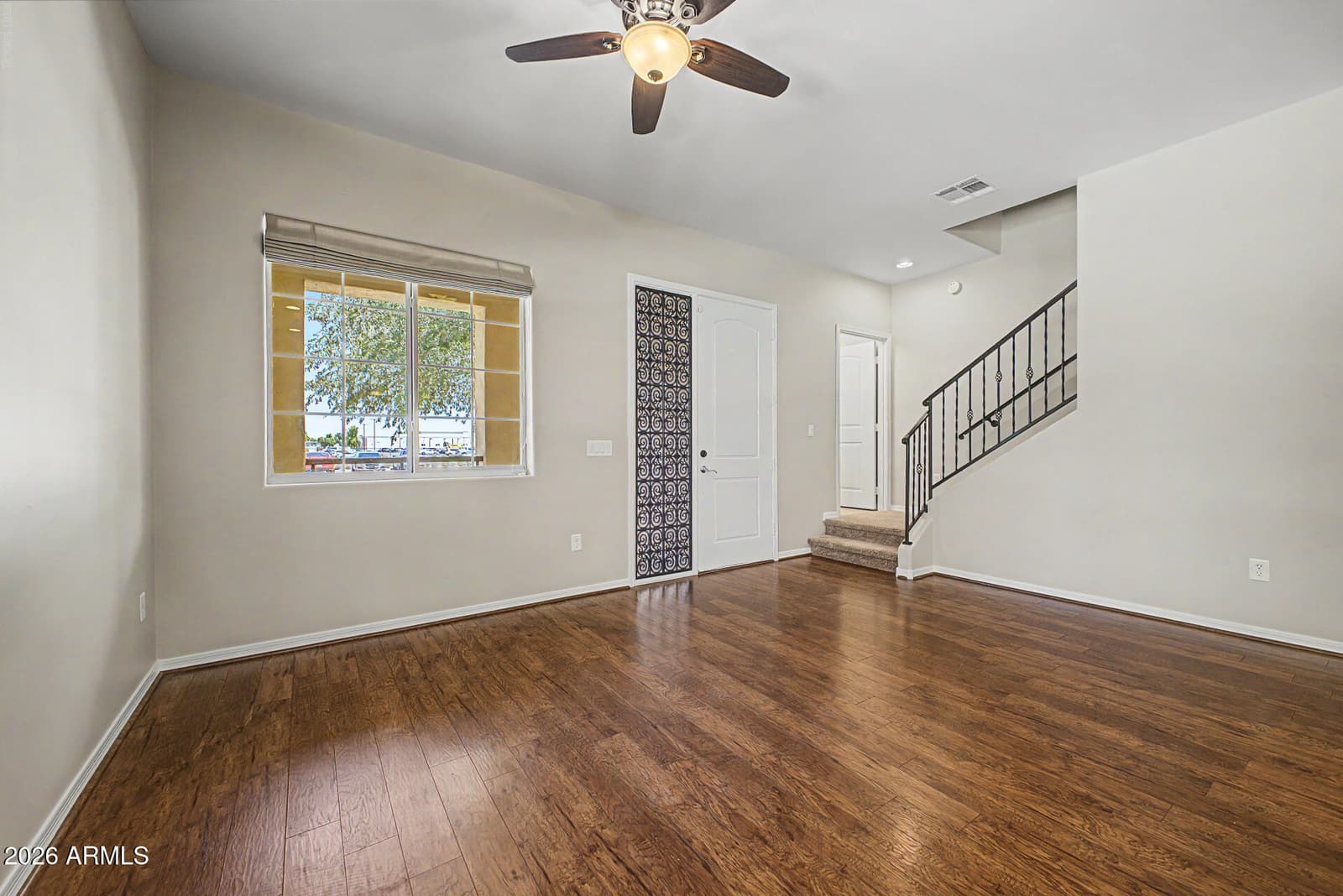 121 N CALIFORNIA Street 7, Chandler, AZ 85225 — photo 3 of 33