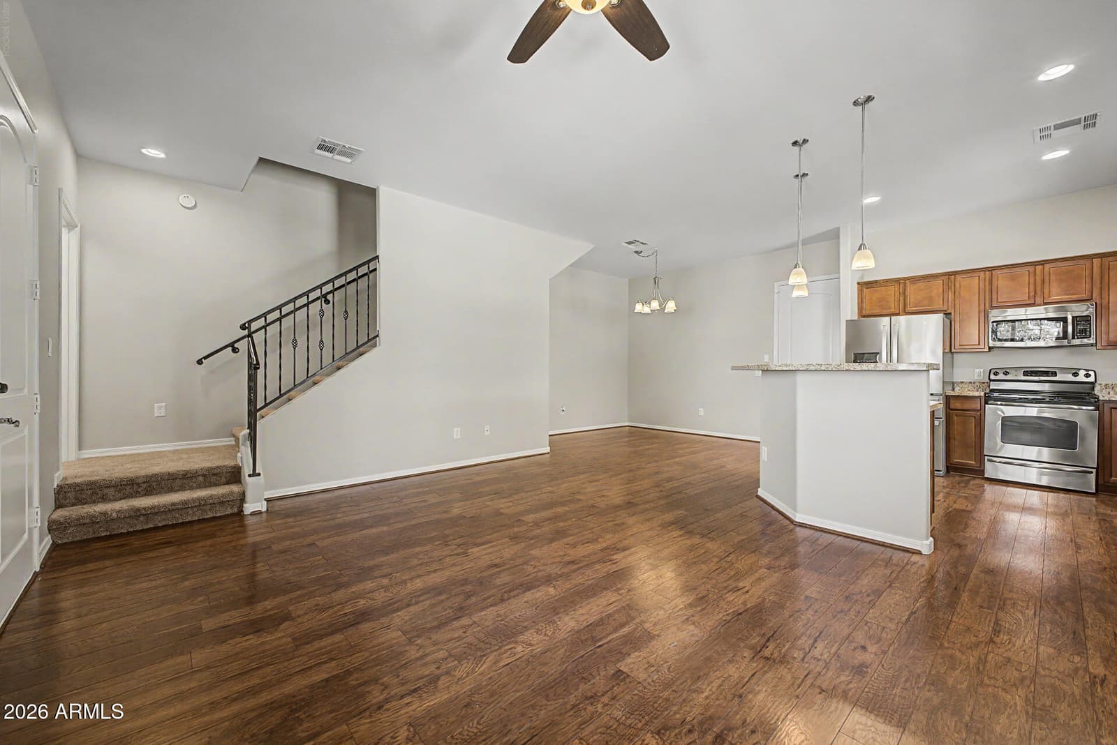 121 N CALIFORNIA Street 7, Chandler, AZ 85225 — photo 12 of 33