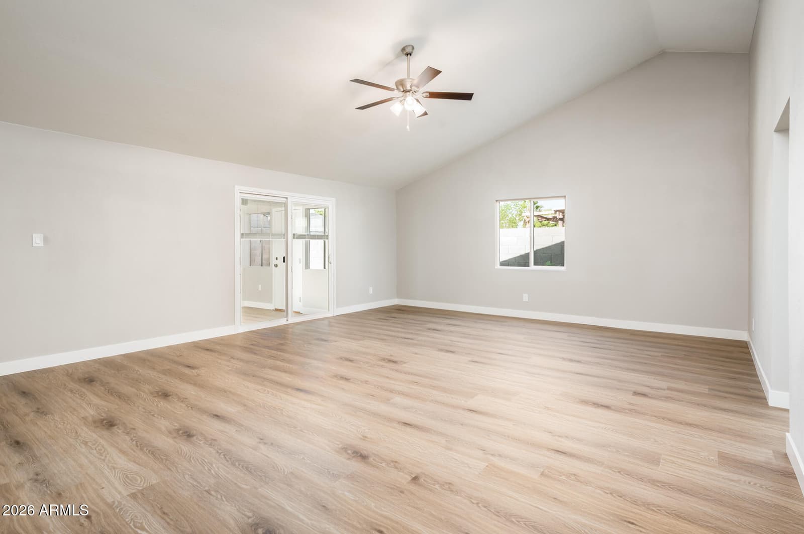 4031 E Nancy Lane, Phoenix, AZ 85042 — photo 9 of 40