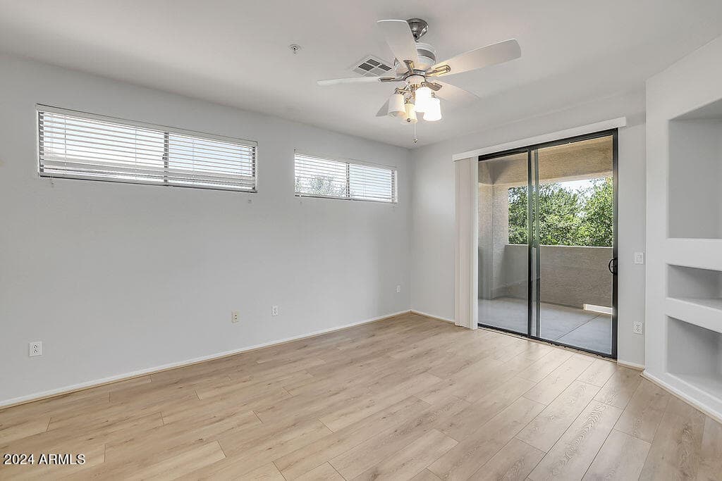705 W QUEEN CREEK Road 2192, Chandler, AZ 85248 — photo 10 of 33