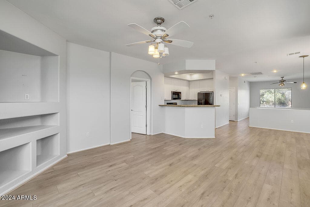 705 W QUEEN CREEK Road 2192, Chandler, AZ 85248 — photo 11 of 33