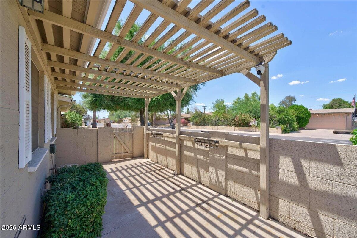 3135 W AUGUSTA Avenue, Phoenix, AZ 85051 — photo 26 of 31